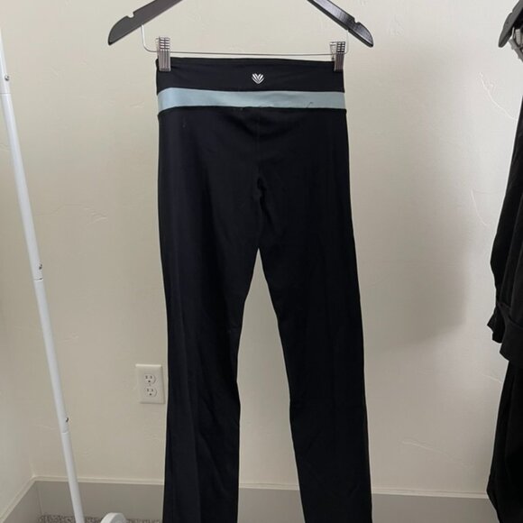 Forever 21 Yoga Pant - Picture 5 of 6